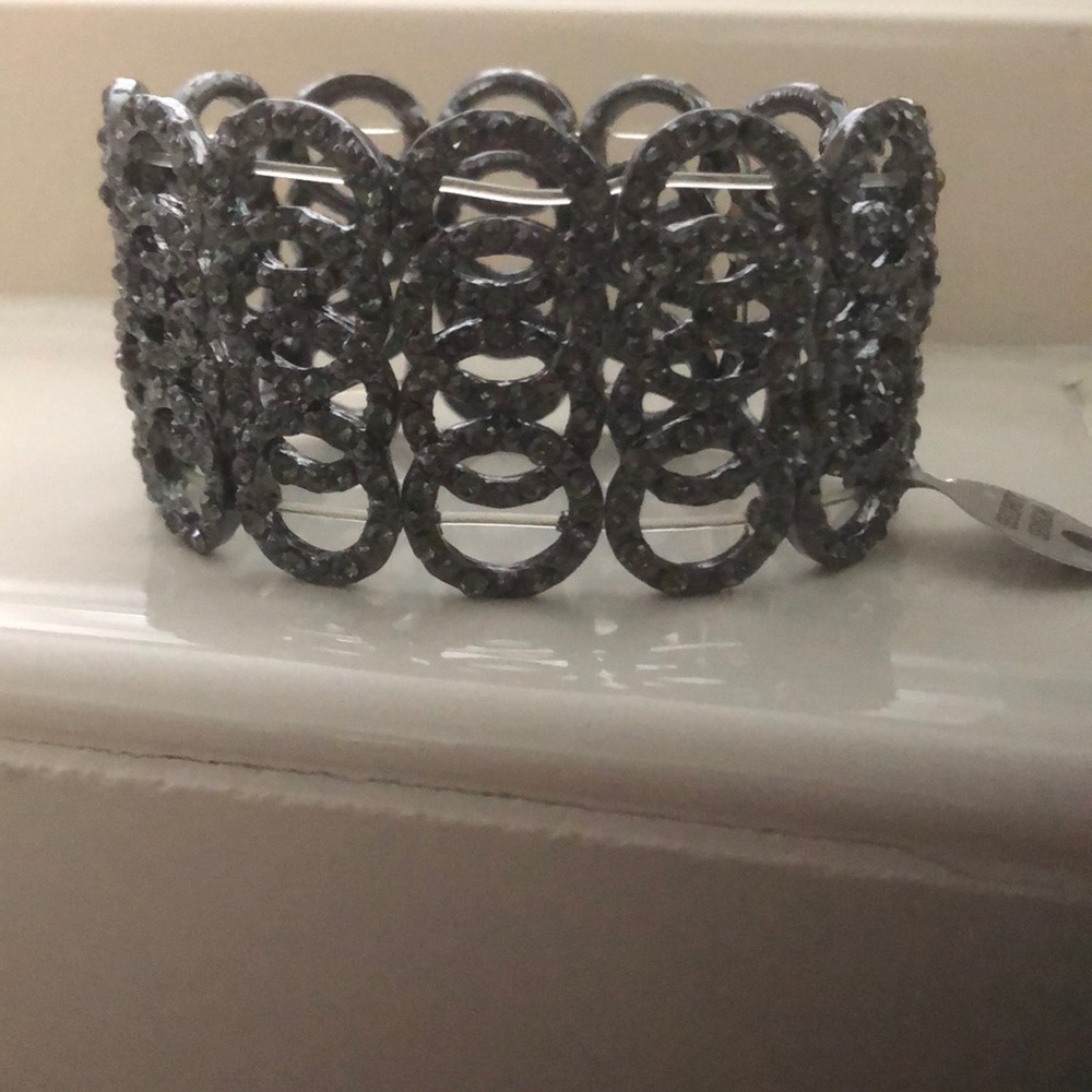 Black rhinestone stretch  bracelet